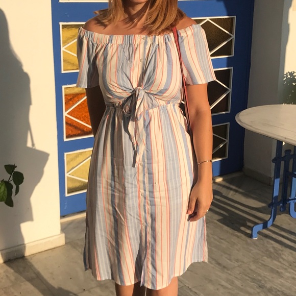 Dresses & Skirts - Off Shoulder midi dress